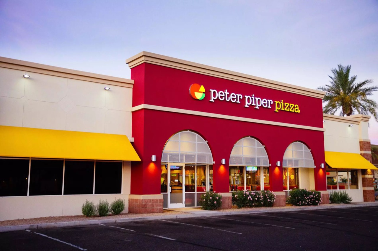 Pizza y fiestas de cumpleaños infantiles en Phoenix | Local de Peter Piper Pizza #1215